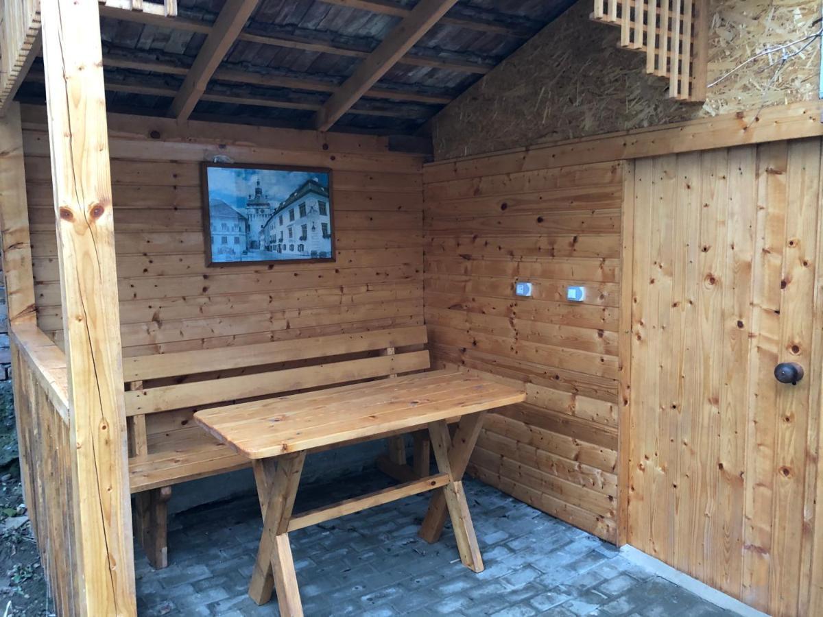 Toni Room Сигишоара Экстерьер фото
